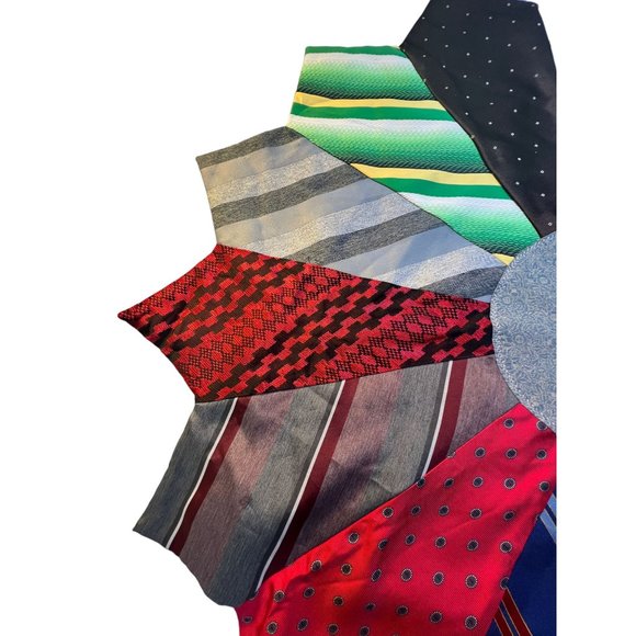 Vintage Handmade Men's Necktie Table Topper - Picture 6 of 8